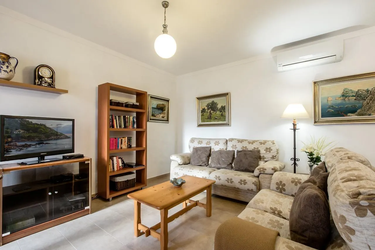 Holiday home Bewitched Granny'S House Spain
