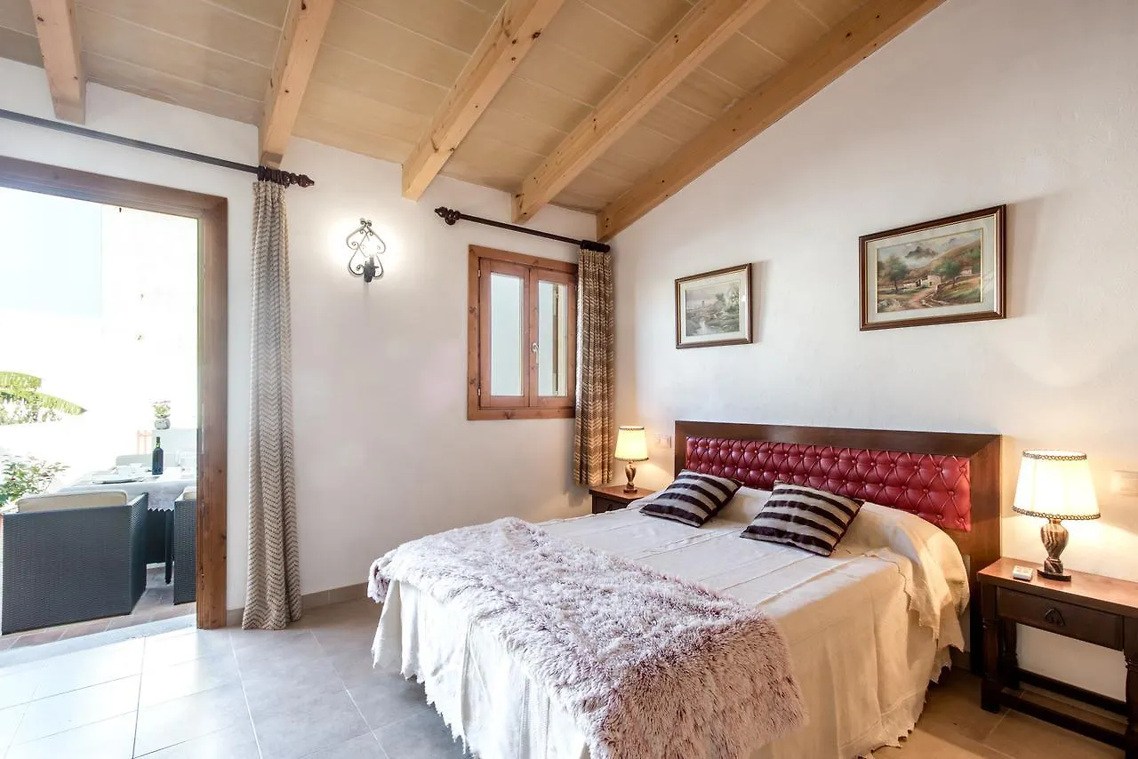 Bewitched Granny'S House 0*, Pollenca